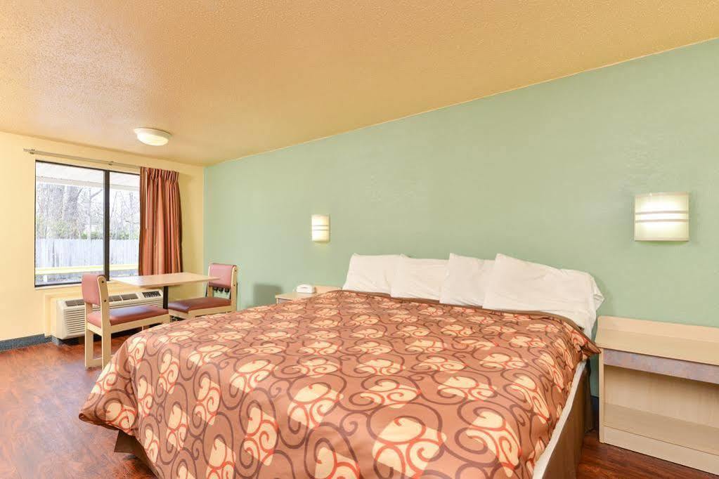 Mentor Home Inn And Suites Exteriér fotografie